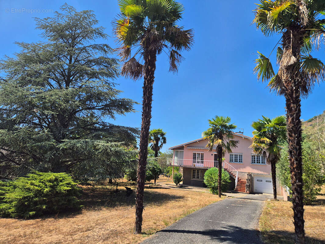 Maison Foix 5 pièce(s) 134 m2 carrez sur terrain de 2152 m² - photo 14
