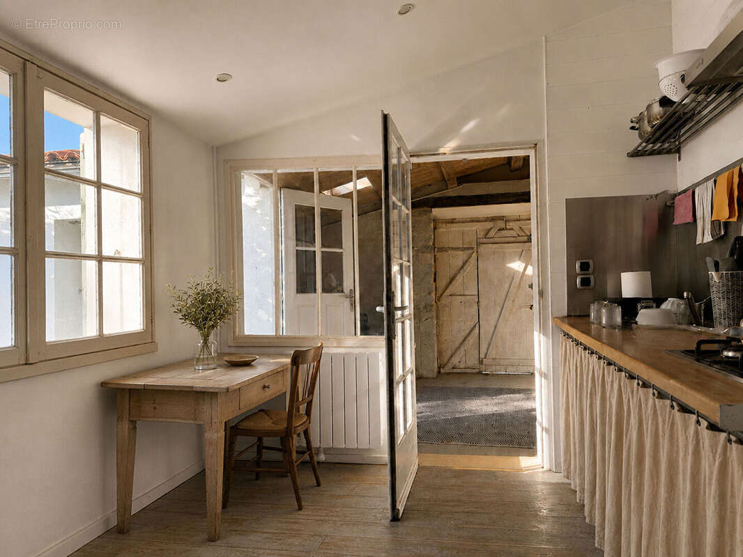 Maison La Couarde Sur Mer 4 pièce(s) 89 m2 - photo 4
