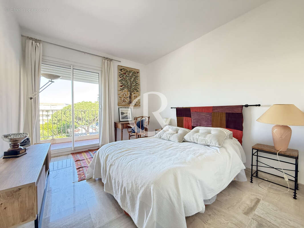 Appartement à HYERES
