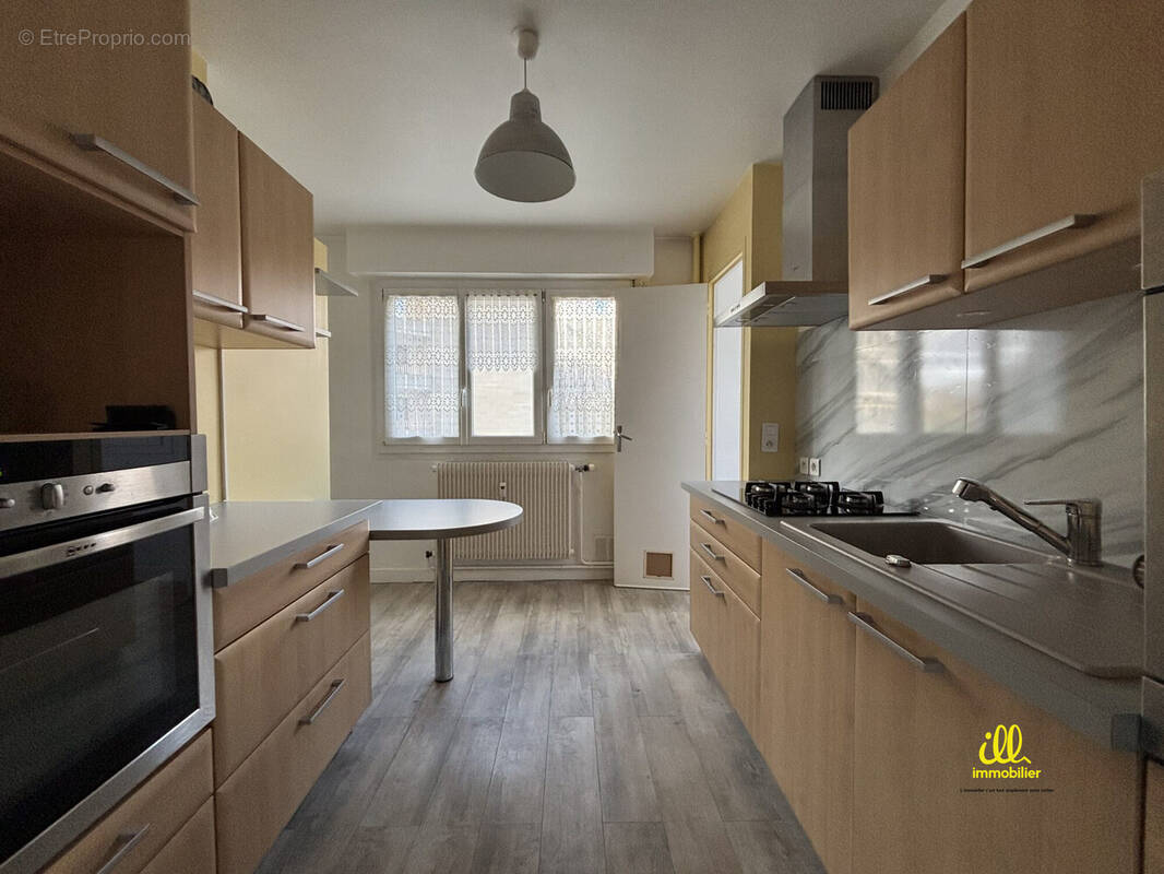 Appartement à CHARLEVILLE-MEZIERES