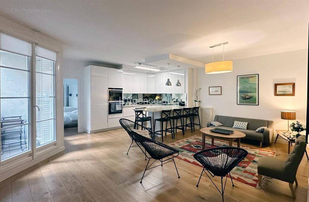 Appartement à ISSY-LES-MOULINEAUX