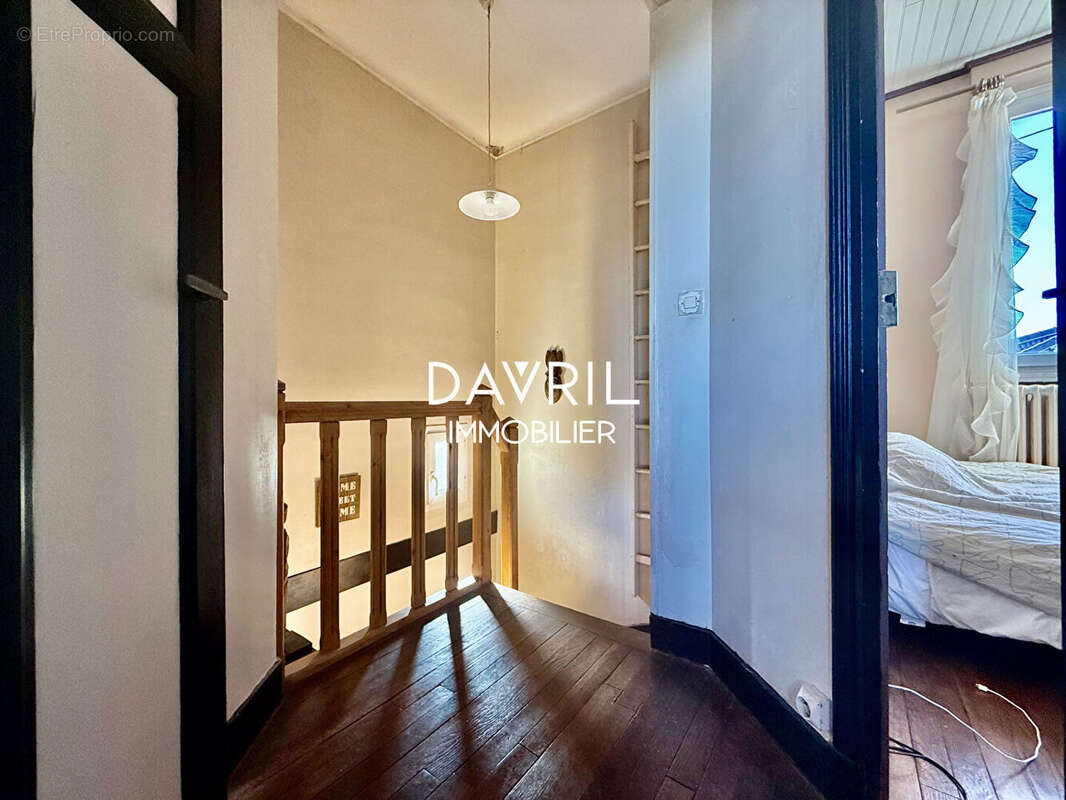 Maison à CONFLANS-SAINTE-HONORINE