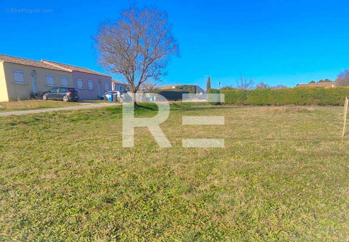 Terrain à AIGREMONT