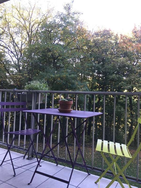 Appartement à SAINTE-FOY-LES-LYON