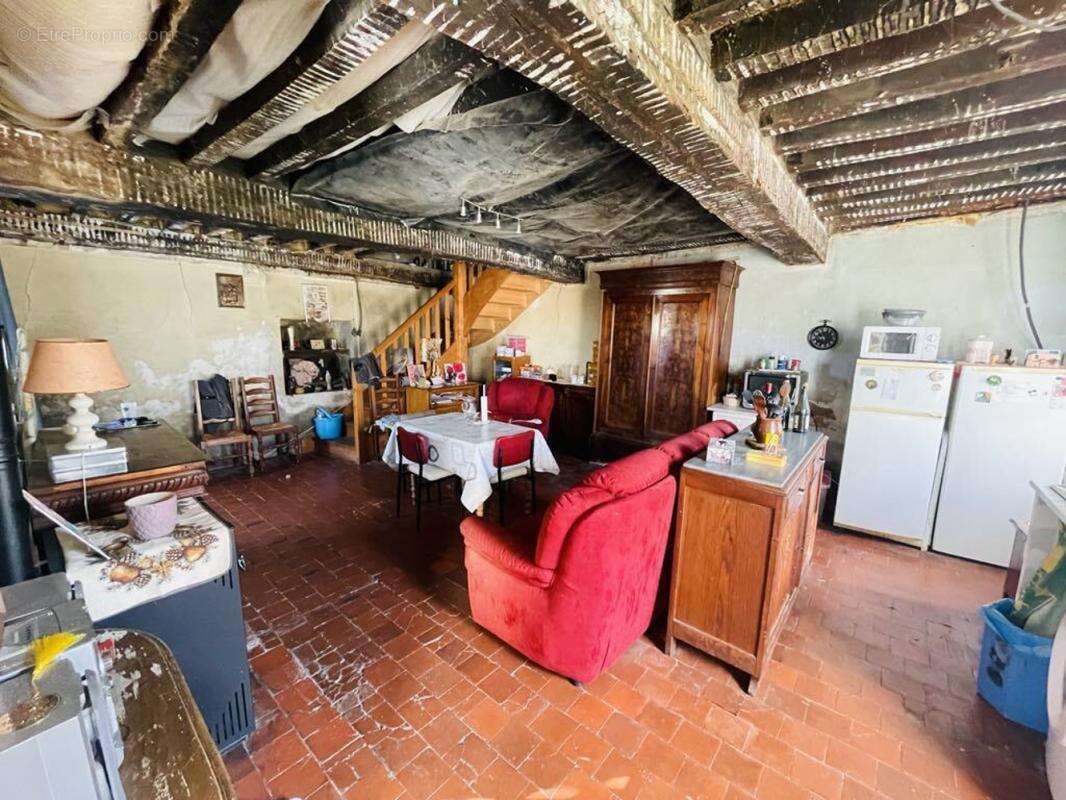 Maison à DRACY-SAINT-LOUP