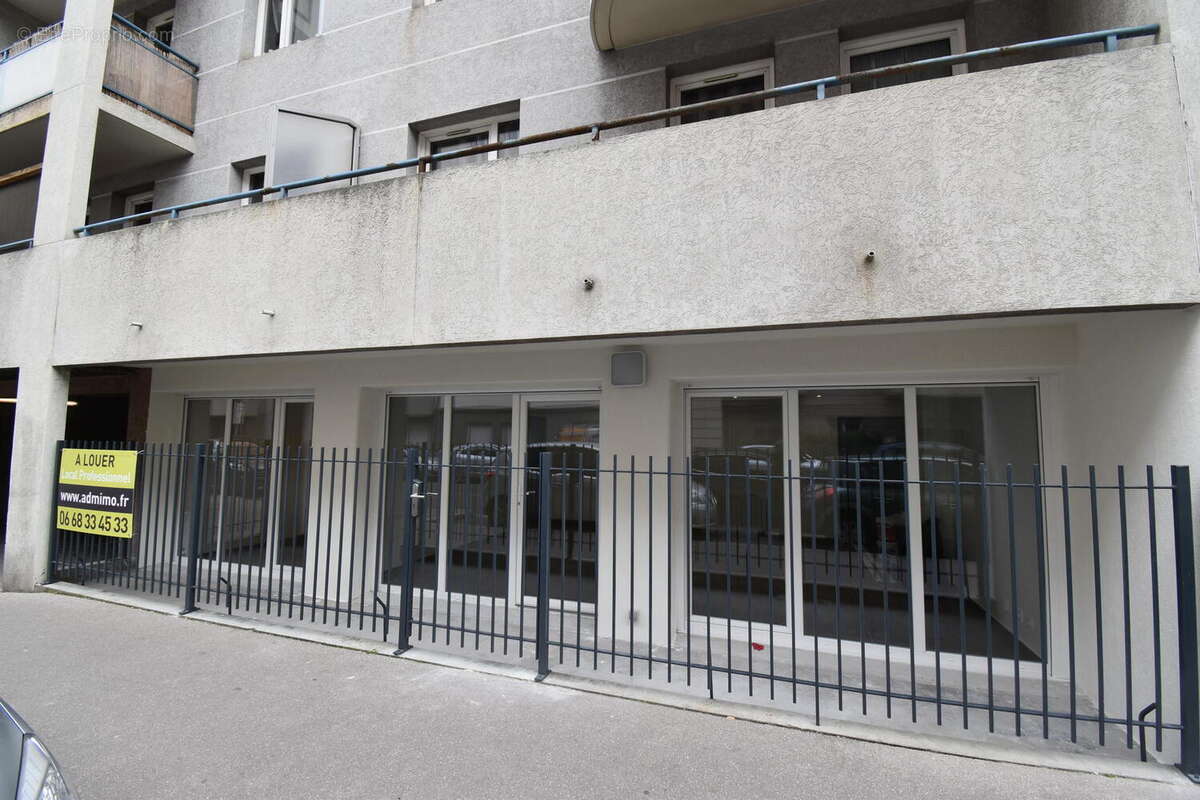 Photo 6 - Appartement à LYON-8E