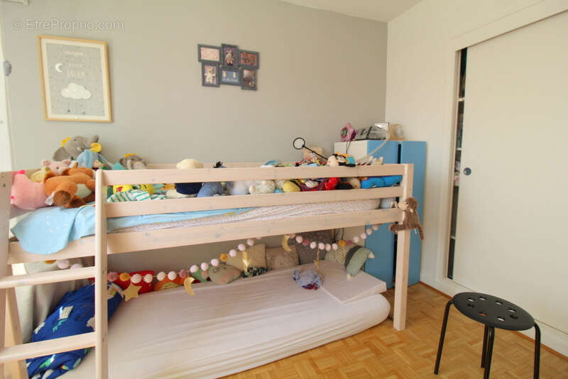 Appartement T3 dernier étage  GEX - photo 15