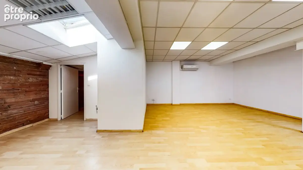 Toulouse Hypercentre - Local Professionnel + cave, vendu libre - photo 5