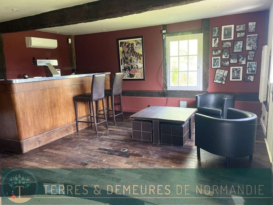 Maison à PONT-L'EVEQUE