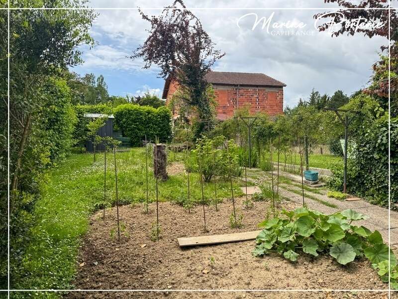 Maison à CASTERA-VERDUZAN