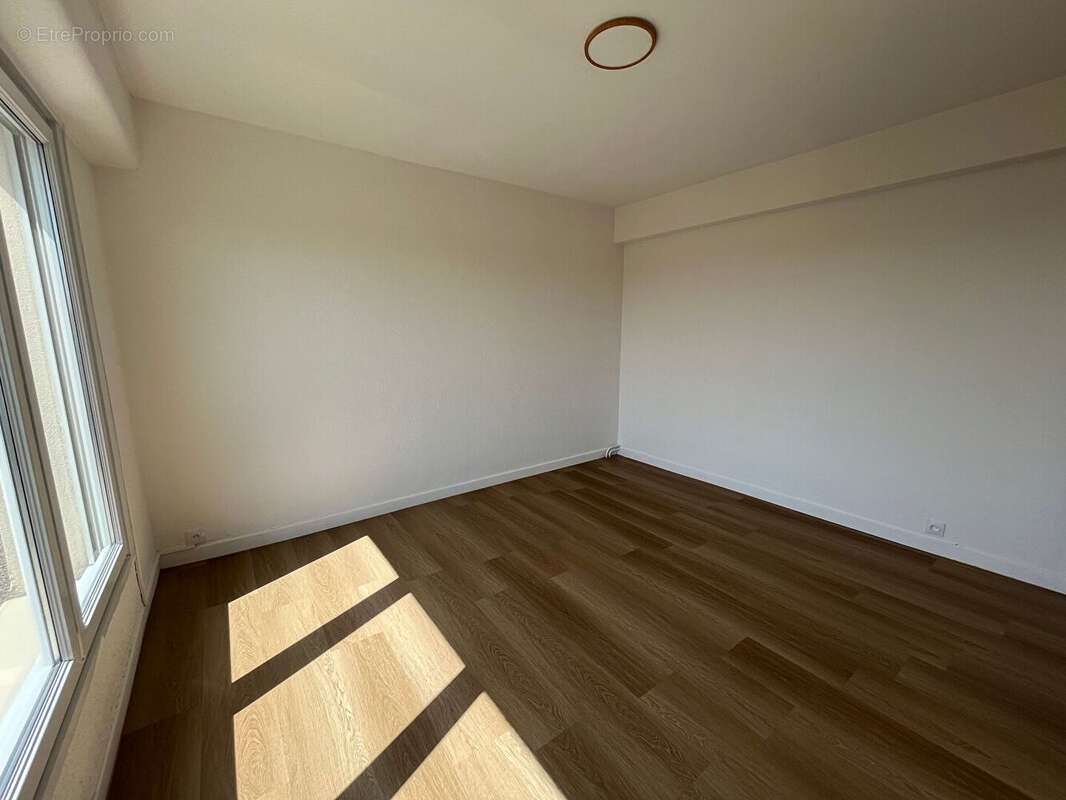 Appartement à LA MADELEINE