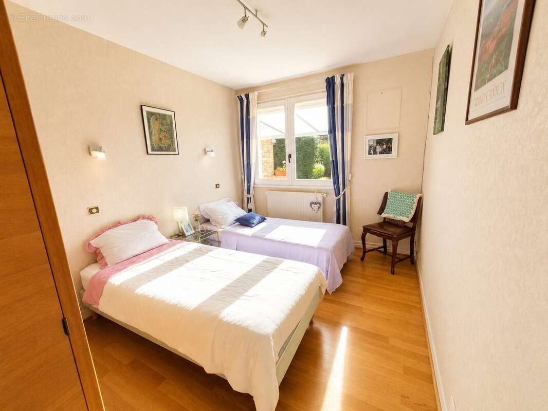 Maison à PLAISIR