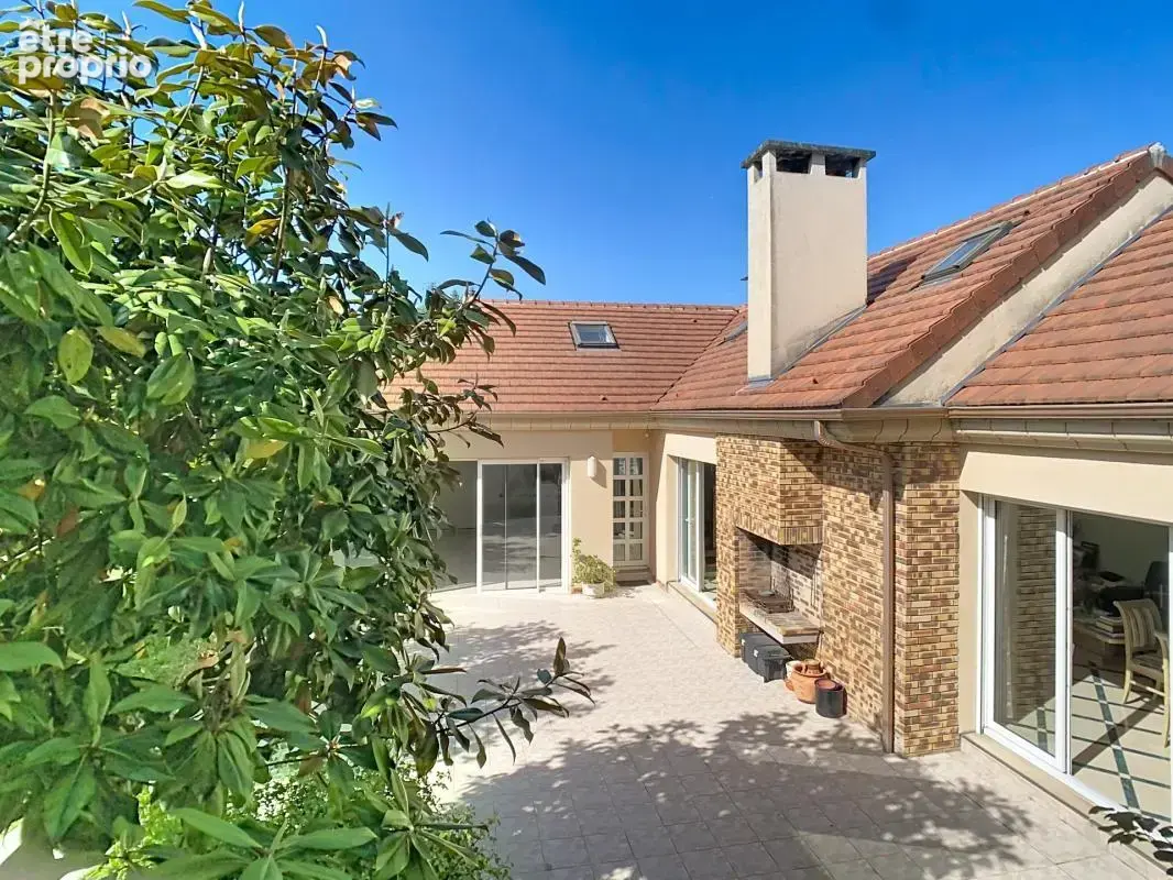 Maison à MARLY-LA-VILLE