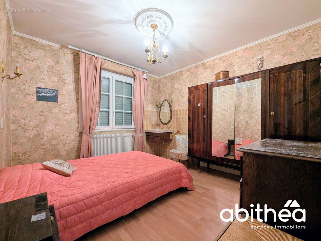 Maison à SAINT-GERMAIN-DU-PUCH