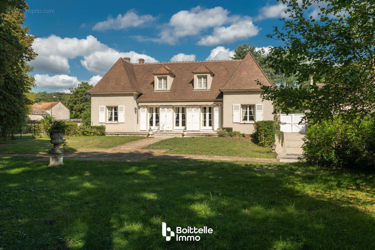 Maison à BOURRON-MARLOTTE