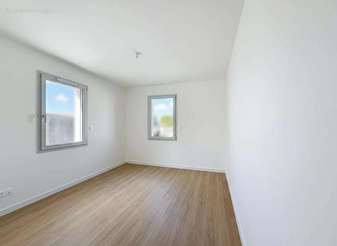 Maison à SAINTE-SOULLE