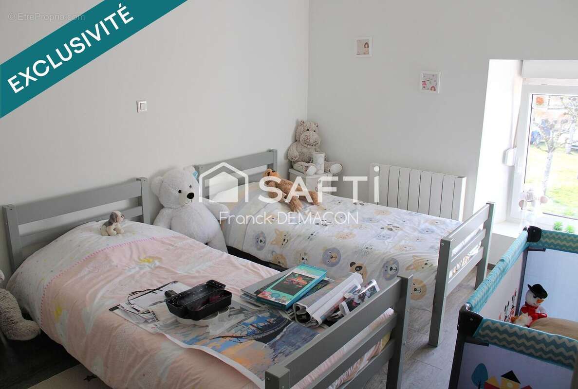 Maison 102 m² à Bazeilles-Sur-Othain  - photo 7