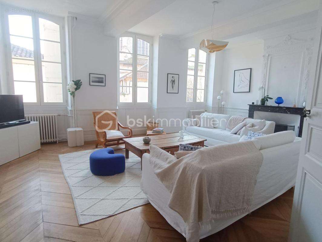 Maison à LECTOURE