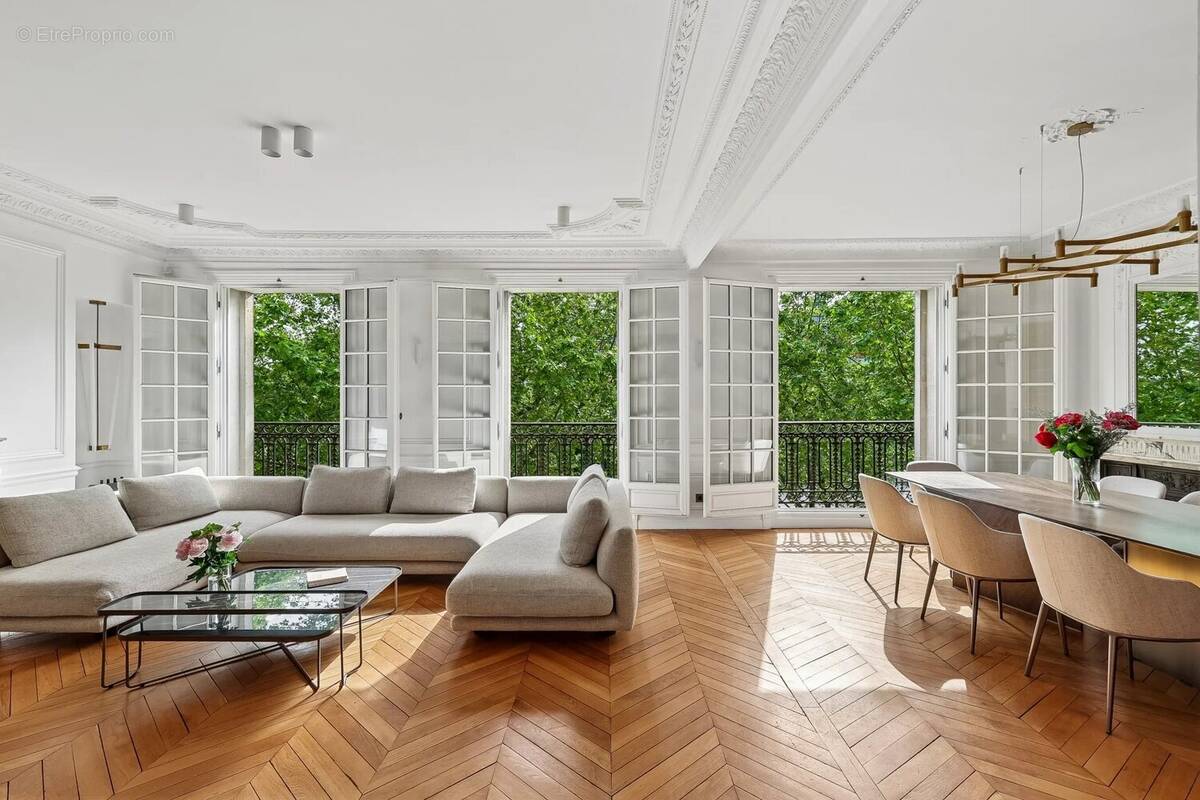 Appartement à PARIS-6E