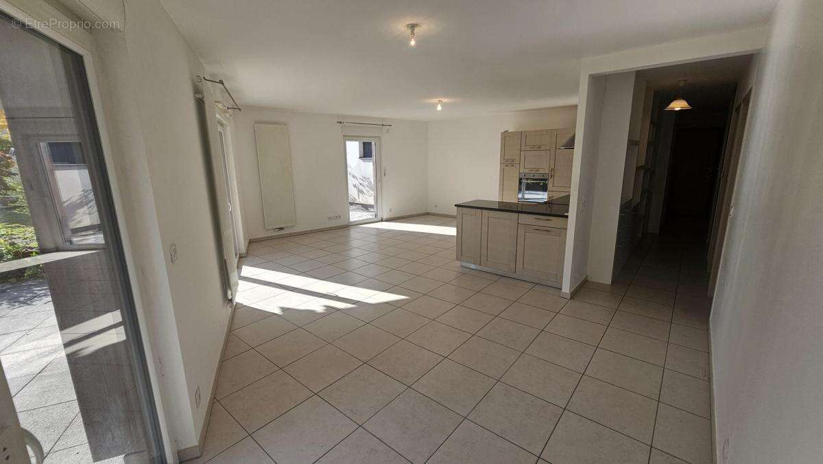 Appartement à SEYNOD