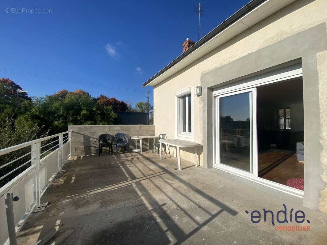 Maison à PARAY-LE-MONIAL