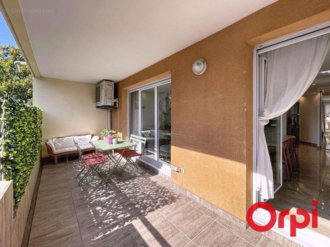 Appartement à MARSEILLE-11E