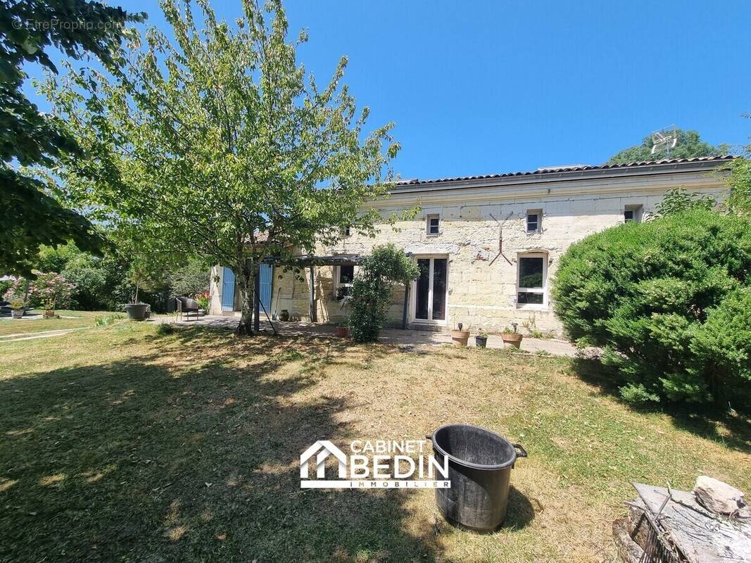 Maison à SAINT-CIERS-D'ABZAC