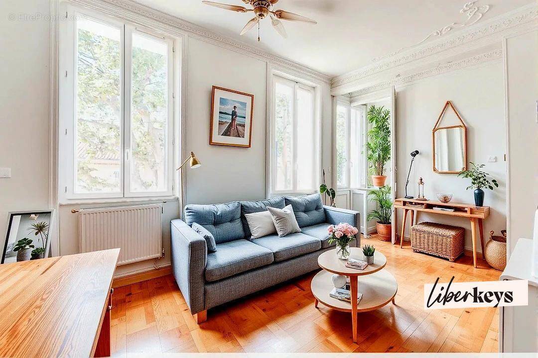 Appartement à MARSEILLE-4E