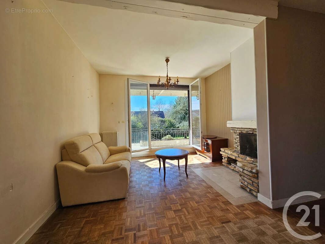 Maison à LA FERTE-SAINT-AUBIN