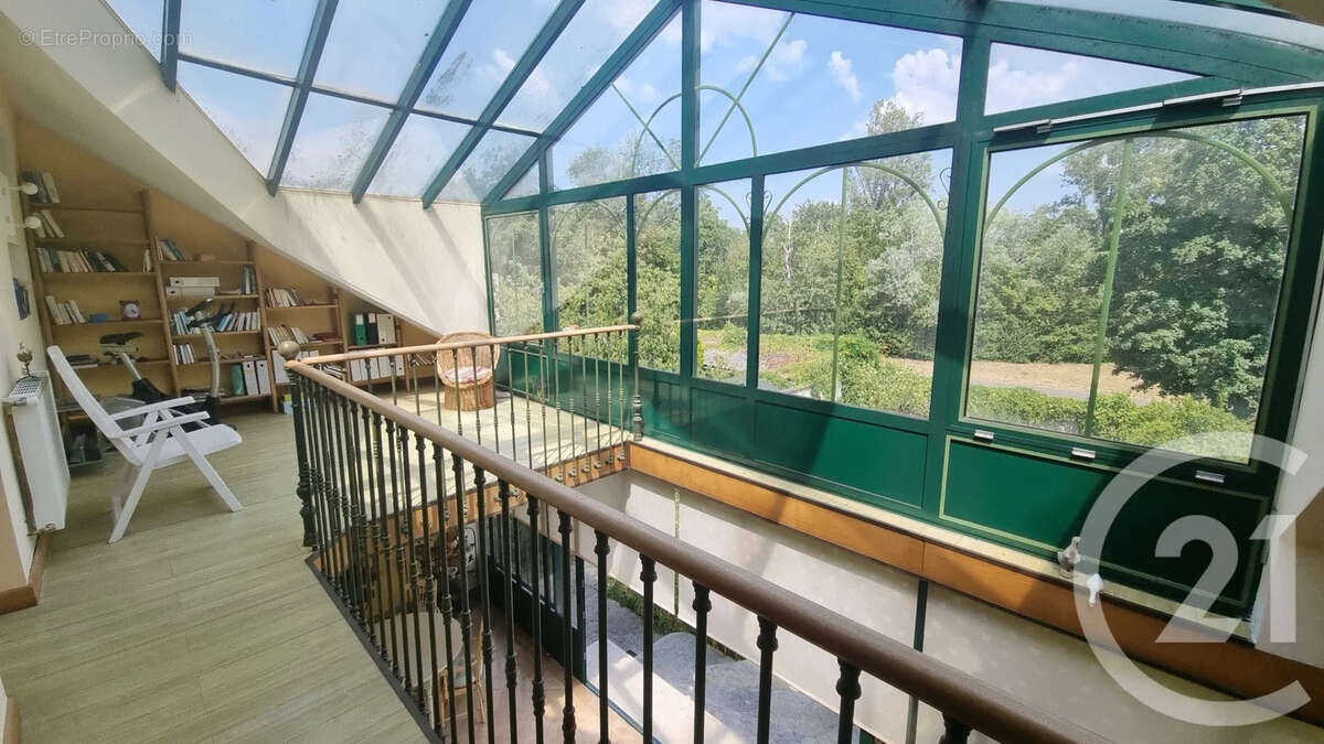 Maison 138 m² à Champigny-Sur-Marne  - photo 8
