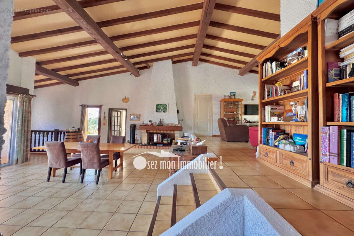 Maison à LEZIGNAN-CORBIERES