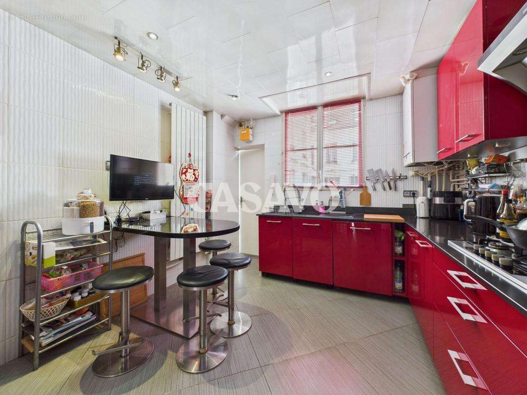 Appartement à PARIS-10E