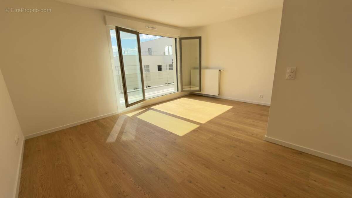Appartement à NEUILLY-PLAISANCE