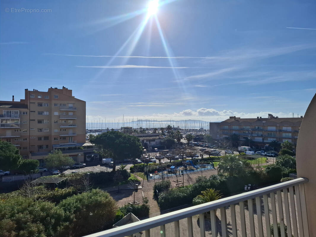 Appartement à HYERES