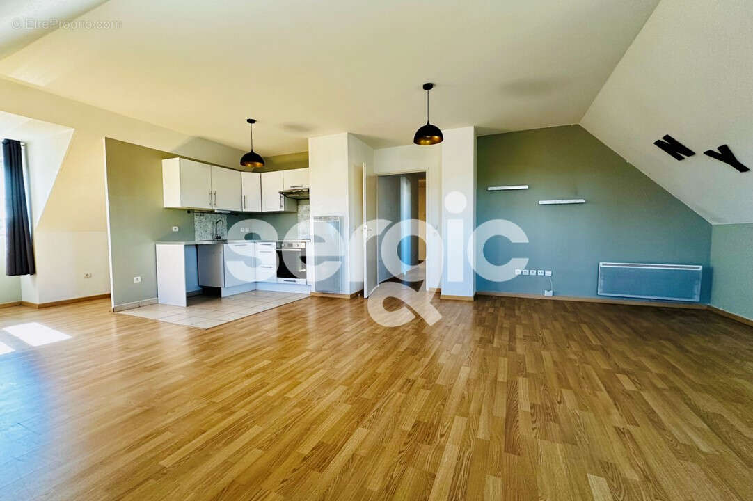 Appartement à MAGNY-LE-HONGRE