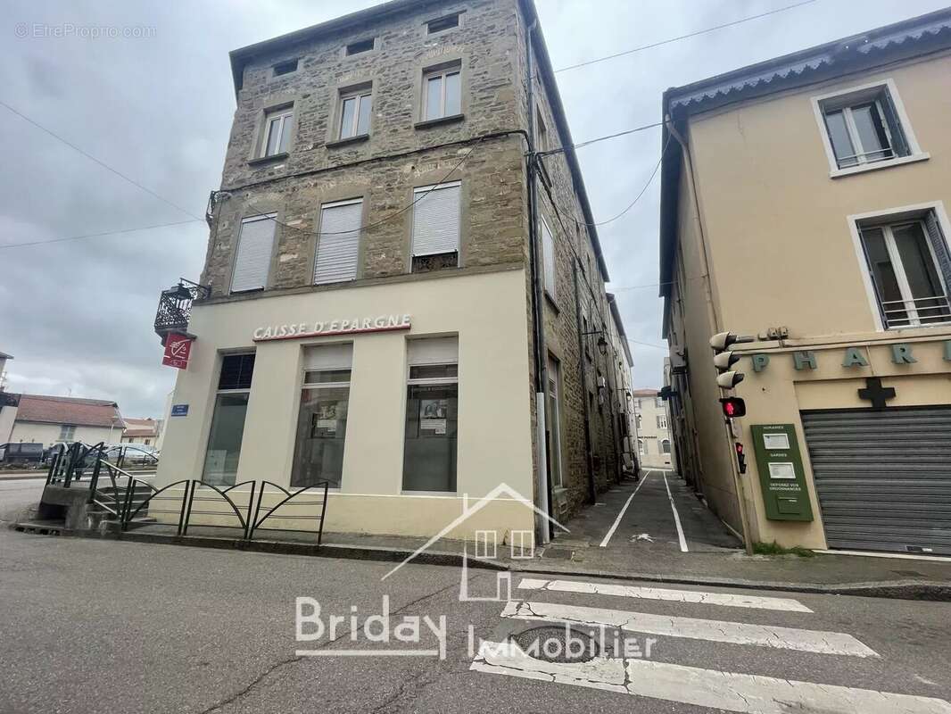 Appartement à SAINT-SYMPHORIEN-D'OZON