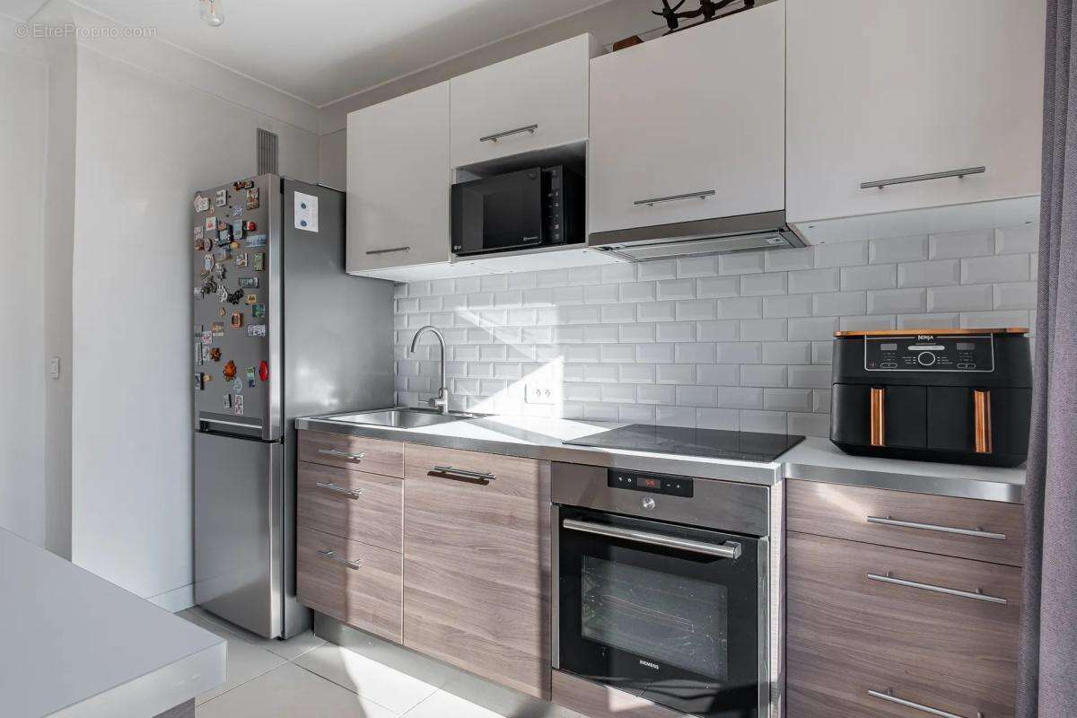 Appartement à COGOLIN