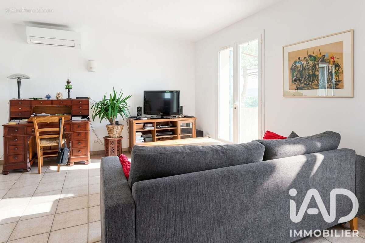 Maison 91 m² à Villelaure  - photo 5