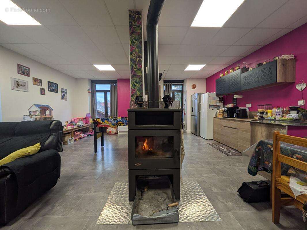 Maison à LE MALZIEU-VILLE