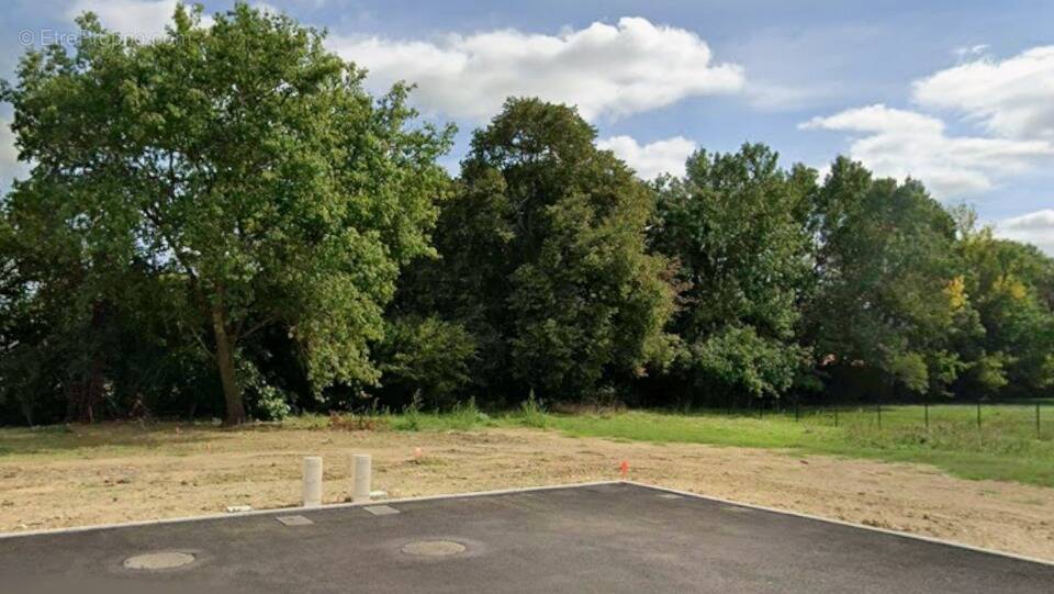 Photo Terrain à Quint-Fonsegrives au prix de 216 000€