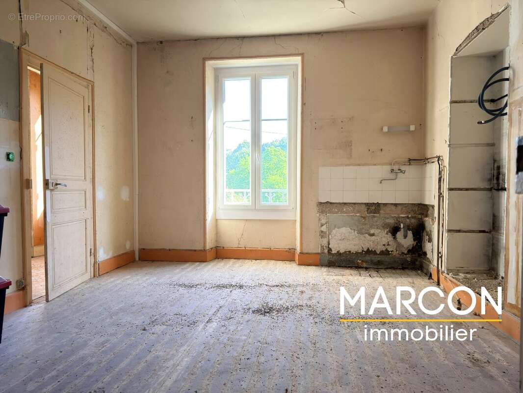 Secteur bonnat- belle maison en pierres - photo 17