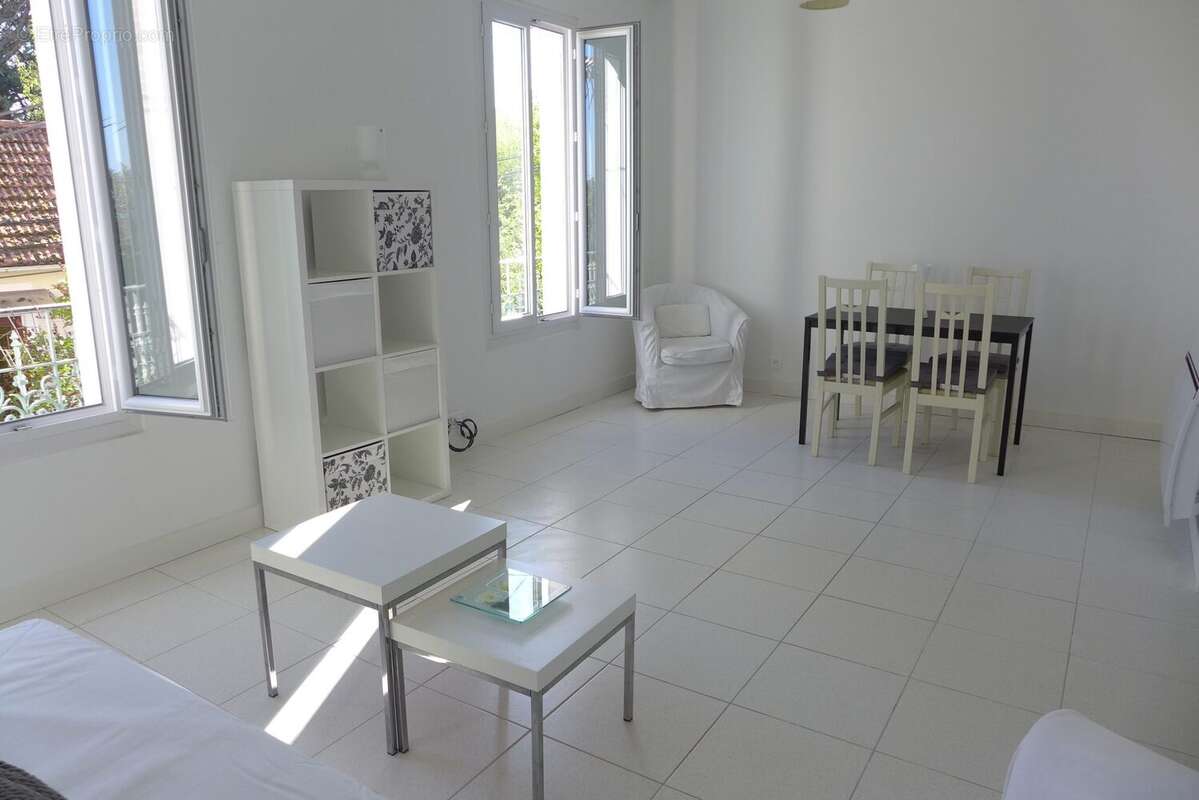 Appartement à GARCHES