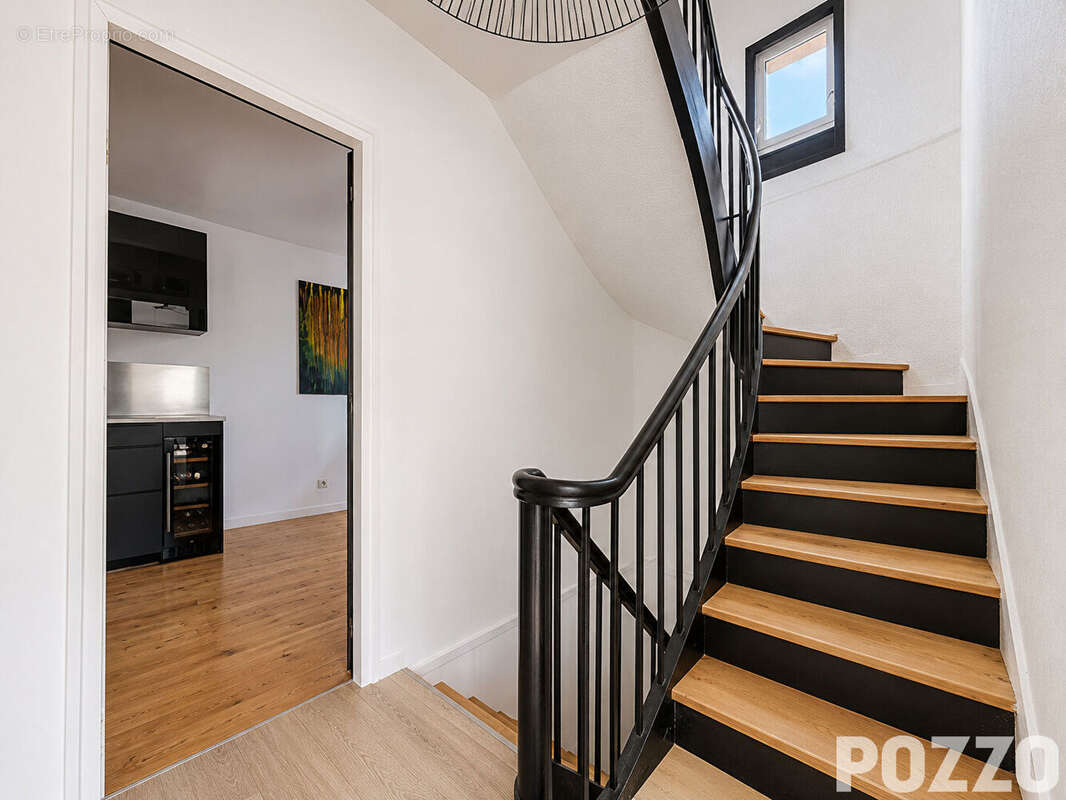 A VENDRE - T5 - 114m²  - Centre-ville de GRANVILLE (50400) - photo 14