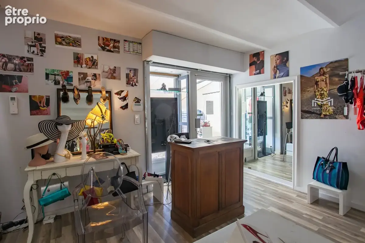 Commerce 55 m² à Cabrieres-D'avignon  - photo 5