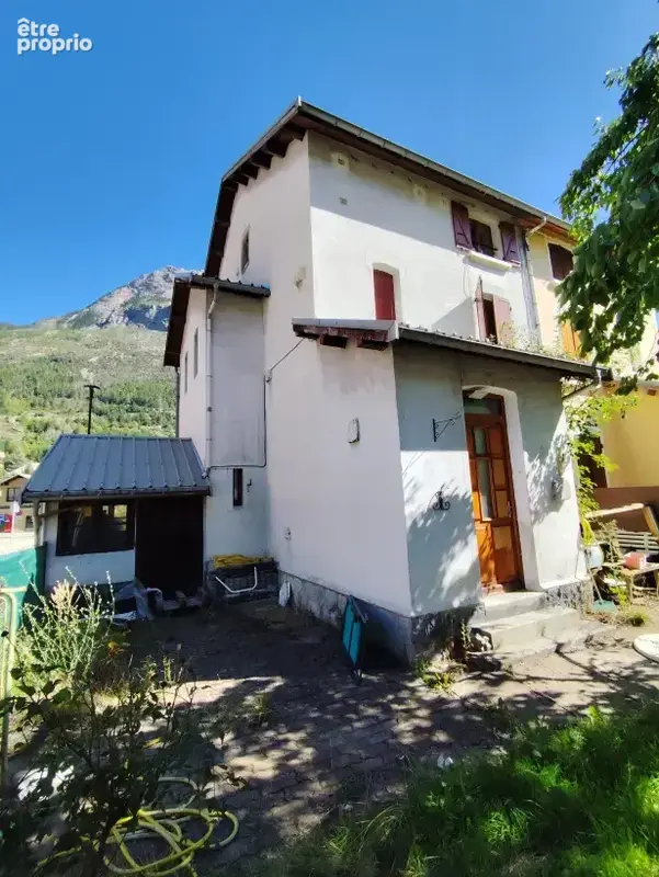 Au centre ville de L'Argentière-La Bessée - photo 2