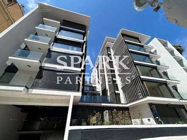 Appartement à BEAUSOLEIL