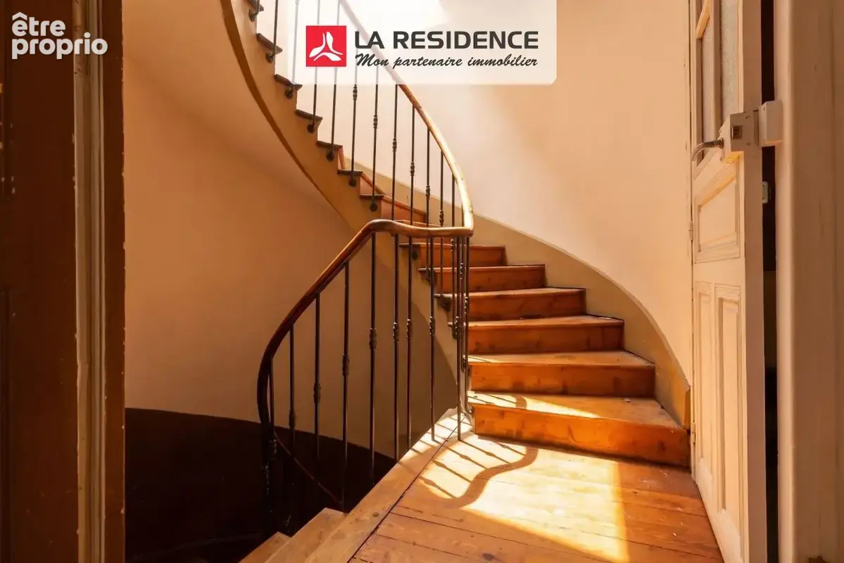 Appartement 75 m² à Tournon-Sur-Rhone  - photo 8