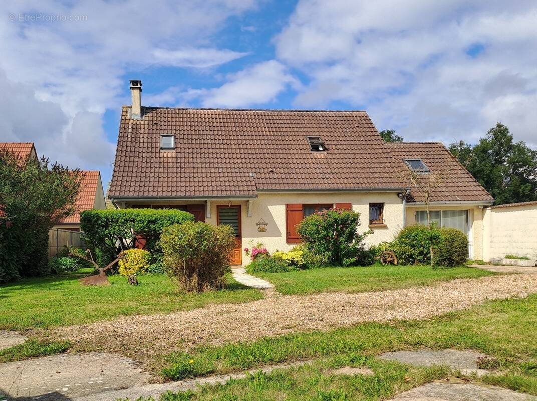 Maison à RAMBOUILLET