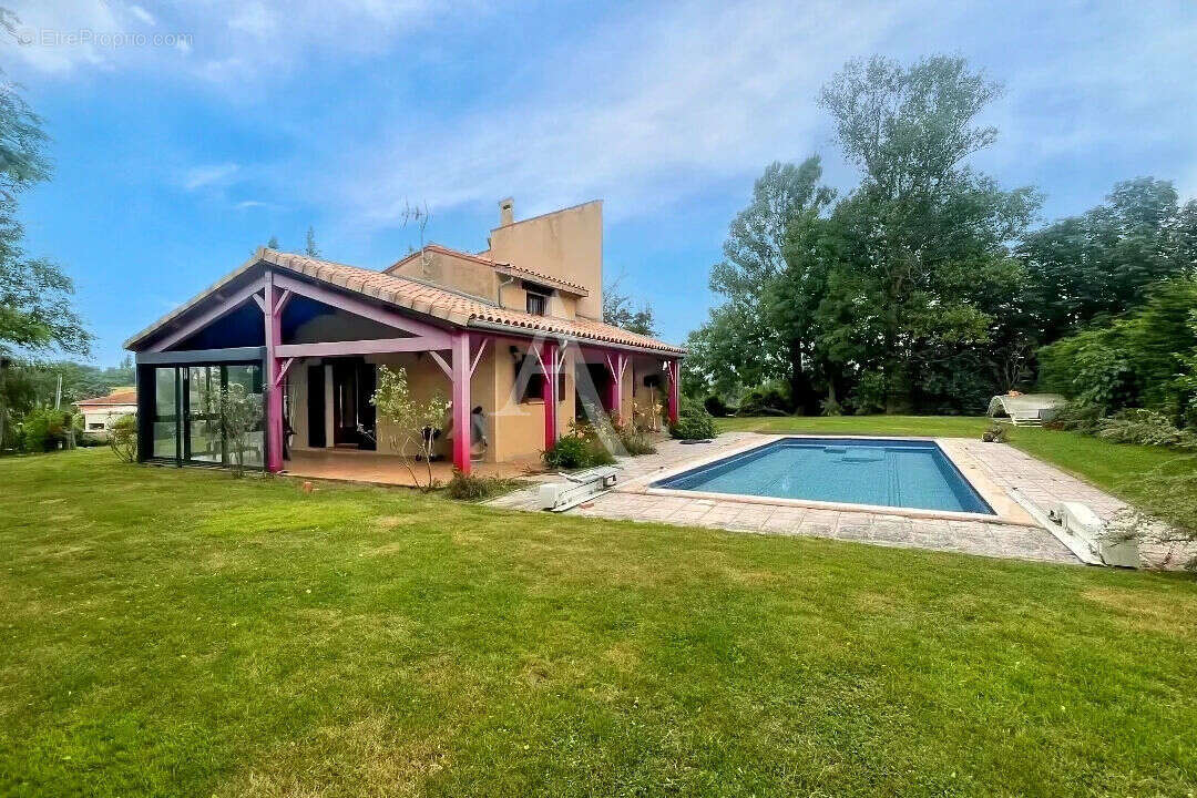 Maison à CASTANET-TOLOSAN