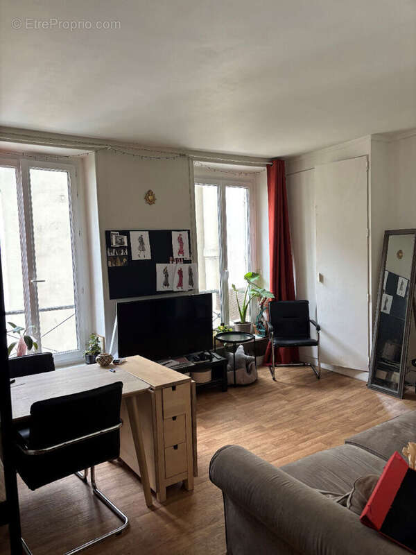 Appartement à PARIS-11E